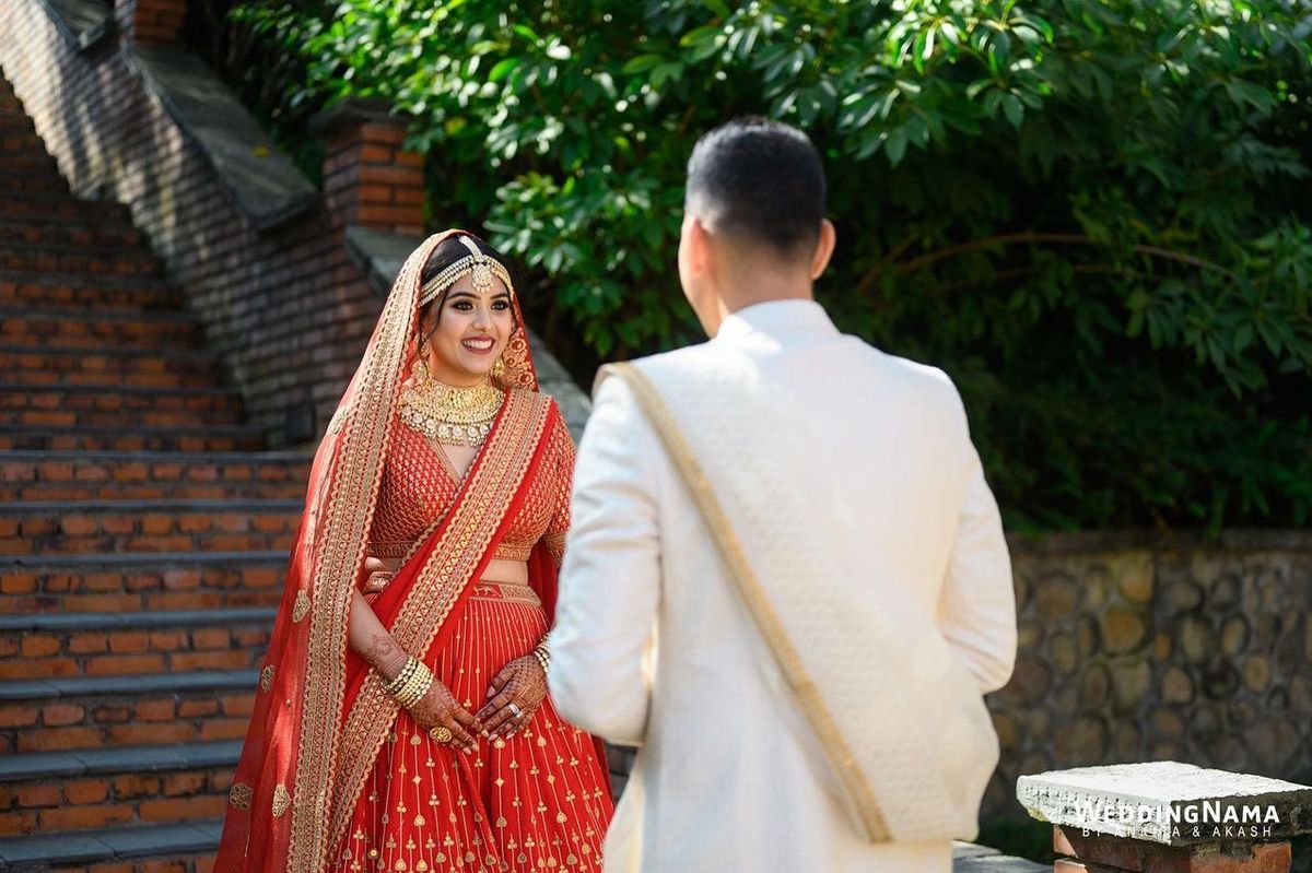 Shaswat seeing Aanchal in her bridal lehenga