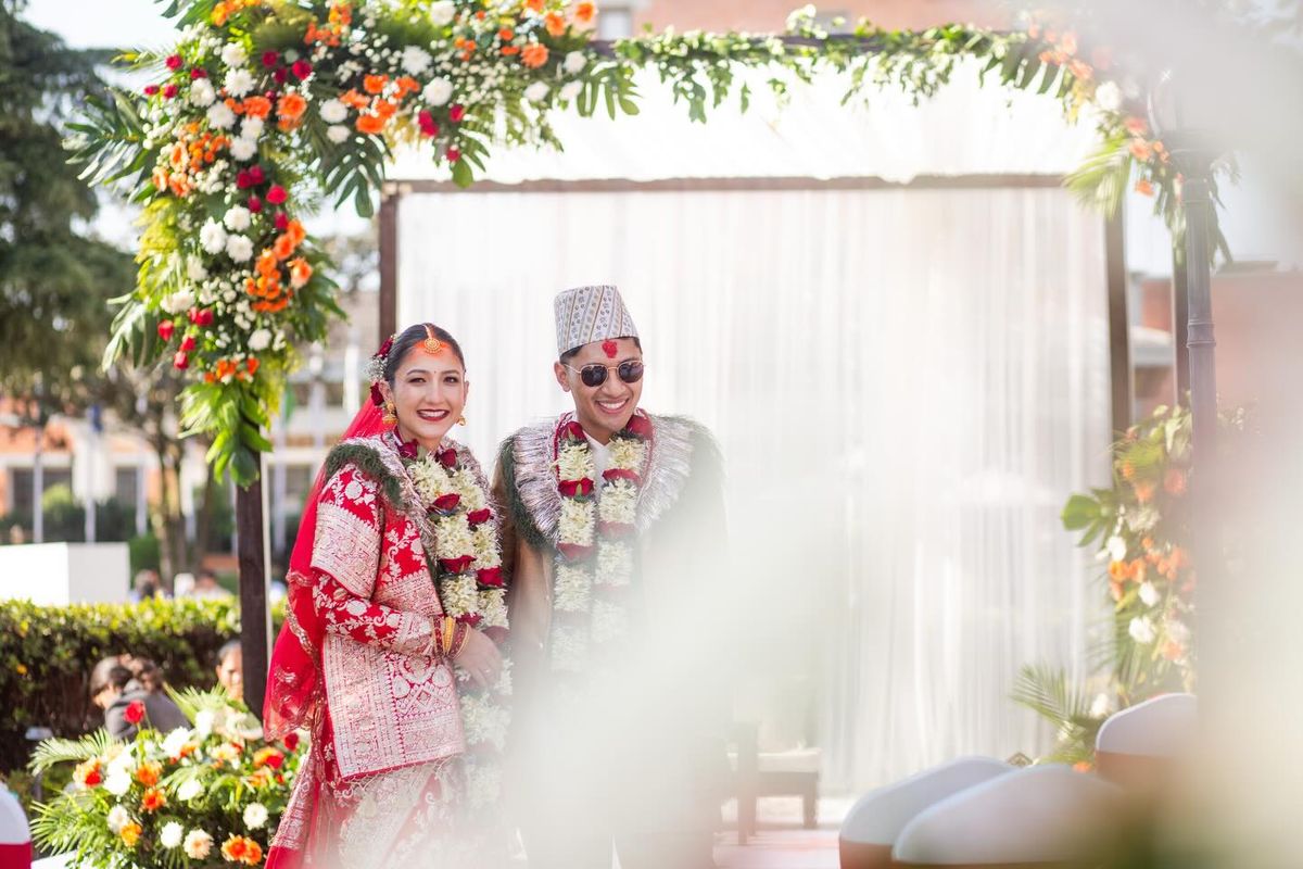 Anushka and Prabir at the mandap